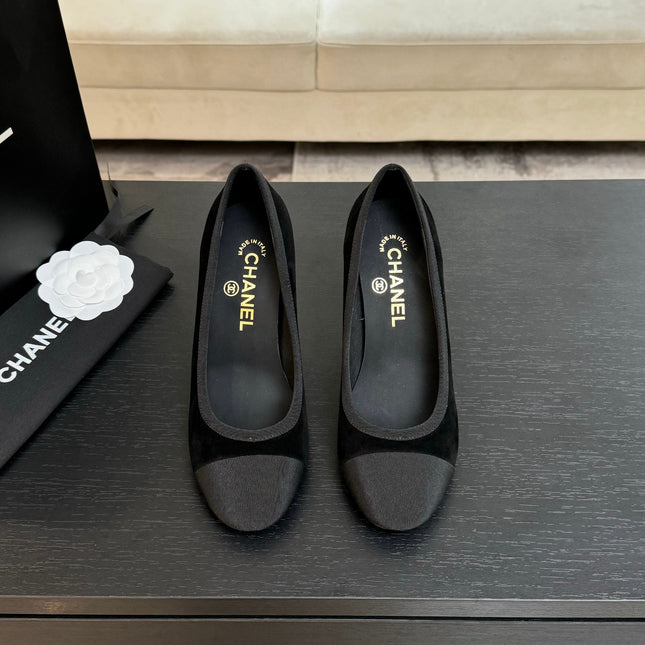 CHANEL 25S PUMP 85MM IN BLACK SUEDE AND FABRIC PEARL ACCENTS
