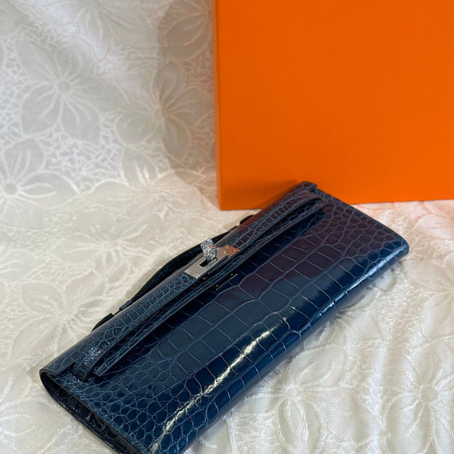 KELLY CUT 31 IN NAVY BLUE SHINNY ALLIGATOR LEATHER WITH SILVER HARDWARE