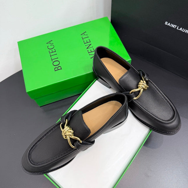 BOTTEGA VENETA 26S LOAFERS IN BLACK GRAINED CALFSKIN WITH GOLD HARDWARE