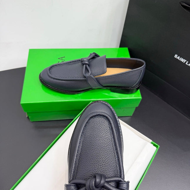 BOTTEGA VENETA 26S LOAFERS IN BLUE GRAY GRAINED CALFSKIN