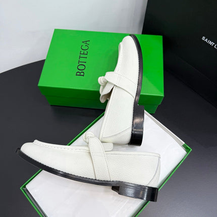 BOTTEGA VENETA 26S LOAFERS IN WHITE GRAINED CALFSKIN