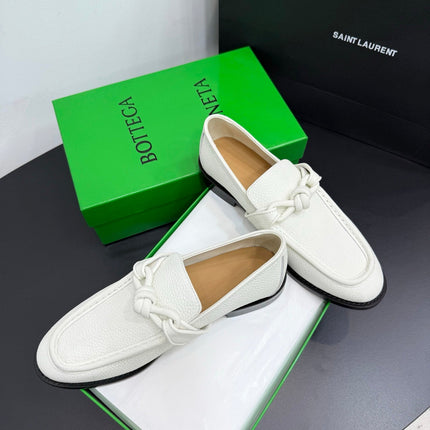 BOTTEGA VENETA 26S LOAFERS IN WHITE GRAINED CALFSKIN