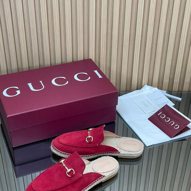 GUCCI 26S LOAFER MULES IN DARK RED SUEDE