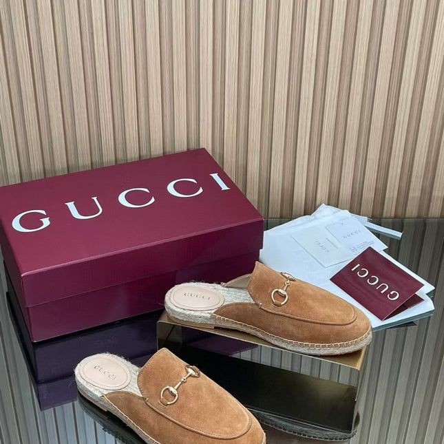 GUCCI 26S LOAFER MULES IN BROWN SUEDE