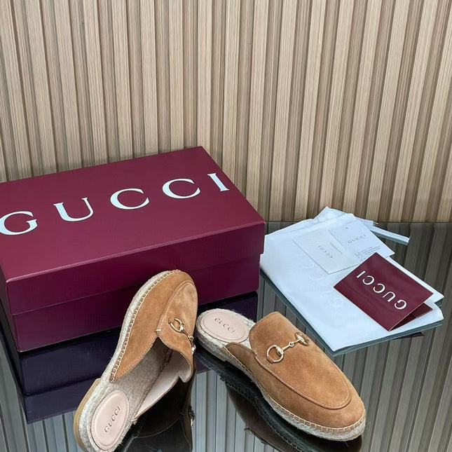 GUCCI 26S LOAFER MULES IN BROWN SUEDE