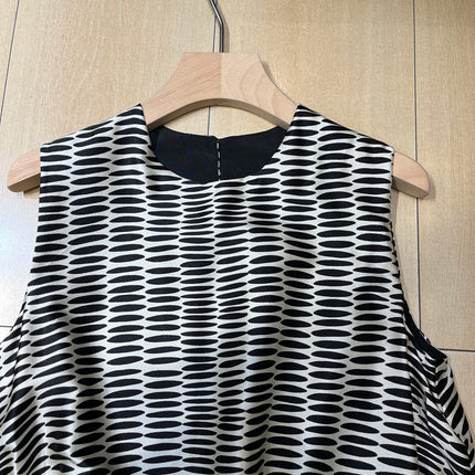 MAXMARA 26S SLEEVELESS BUBBLE-HEM TOP 278