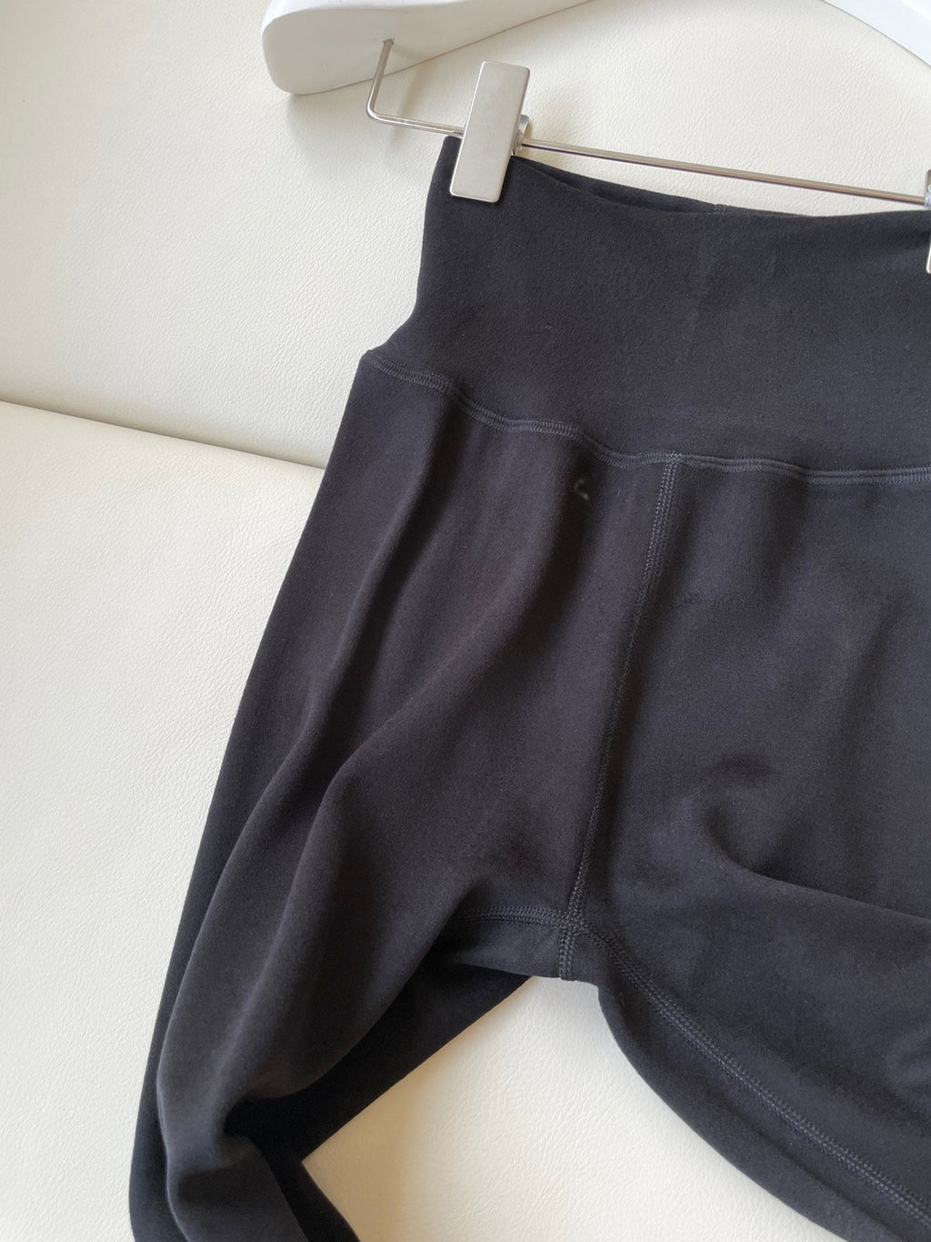 HERMES 25S YOGA LEGGINGS 071