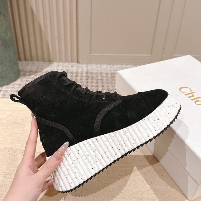 CHLOÉ 26S PLATFORM SOLE BOOTS 68 MM IN BLACK SUEDE
