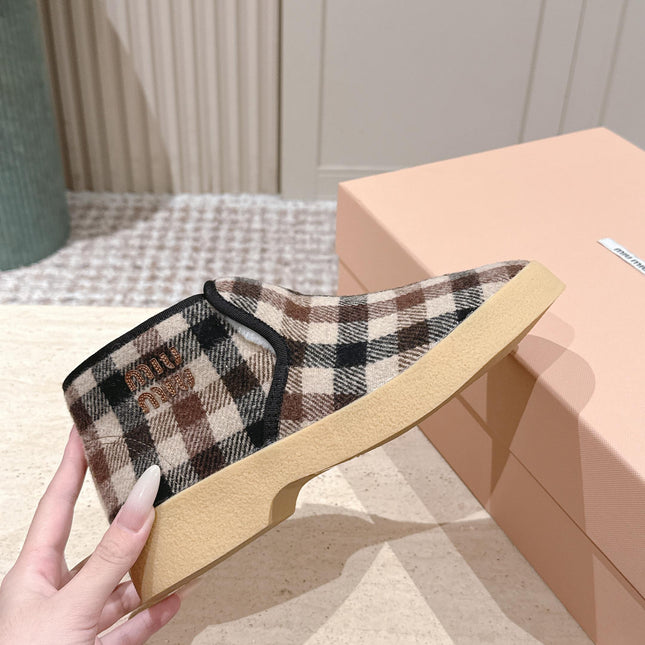 MIUMIU 25S SLIP-ON BOOTIES IN CAMEL BEIGE AND BLUE WOOL WITH SHEARLING