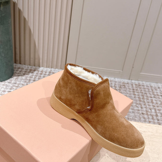MIUMIU 25S SLIP-ON BOOTIES IN LIGHT BROWN SUEDE WITH FAUX SHEARLING