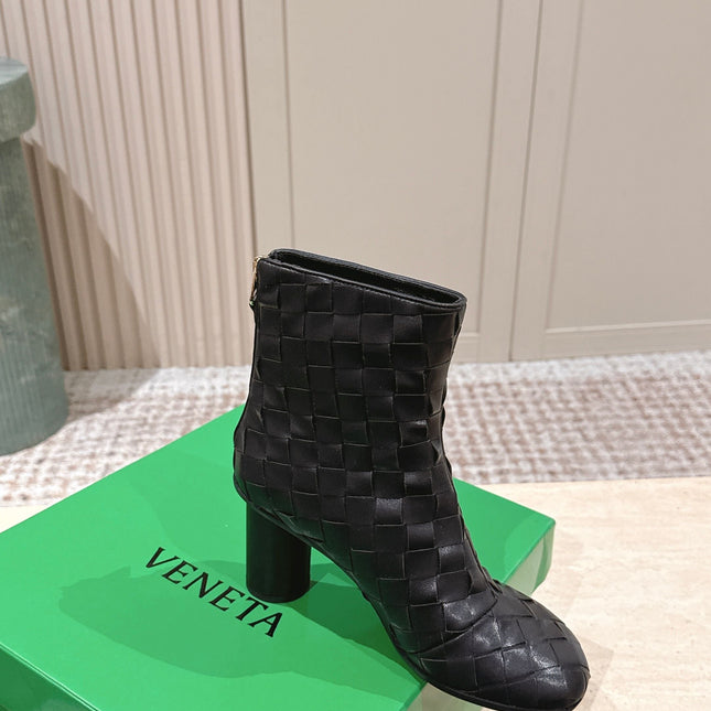 BOTTEGA VENETA 26S INTRECCIATO BOOTS 85 MM IN BLACK LAMBSKIN