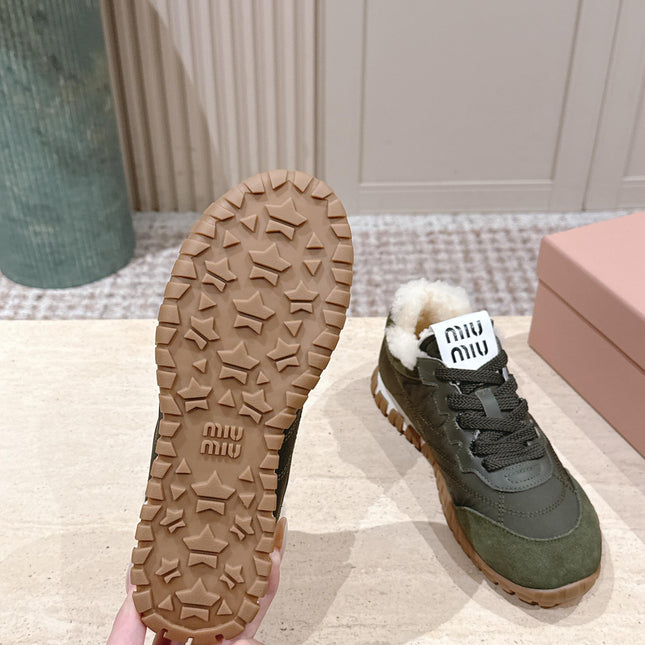 MIUMIU 25S SNEAKERS IN LODEN GREEN TYRE TECHNICAL FABRIC AND SUEDE SHEARLING