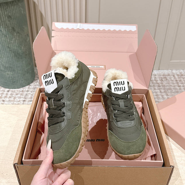 MIUMIU 25S SNEAKERS IN LODEN GREEN TYRE TECHNICAL FABRIC AND SUEDE SHEARLING