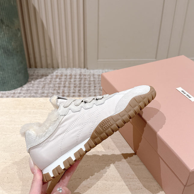 MIUMIU 25S SNEAKERS IN IVORY TYRE TECHNICAL FABRIC AND SUEDE SHEARLING