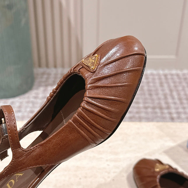 PRADA 26S SLINGBACK SANDALS 40MM IN CARAMEL BROWN CALFSKIN WITH LOGO