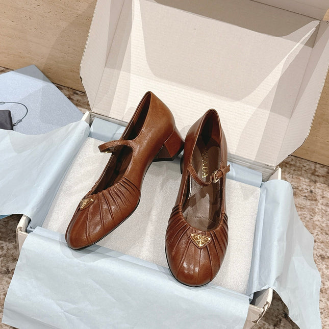 PRADA 26S MARY JANE 40MM IN CARAMEL BROWN CALFSKIN WITH LOGO
