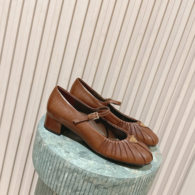 PRADA 26S MARY JANE 40MM IN CARAMEL BROWN CALFSKIN WITH LOGO