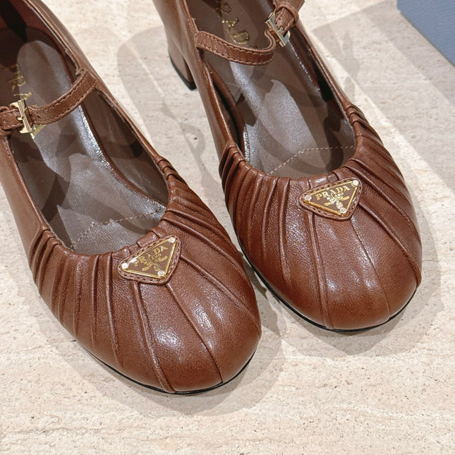 PRADA 26S MARY JANE 40MM IN CARAMEL BROWN CALFSKIN WITH LOGO