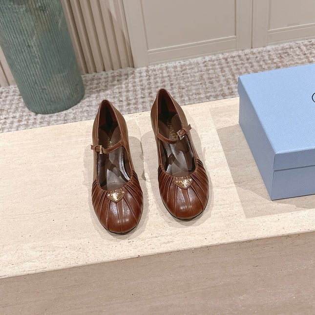 PRADA 26S MARY JANE 40MM IN CARAMEL BROWN CALFSKIN WITH LOGO