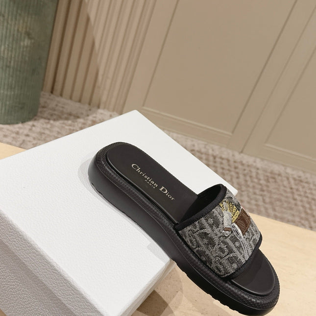 DIOR 26S SLIDE SANDALS IN GREY MONOGRAM EMBROIDERED CANVAS