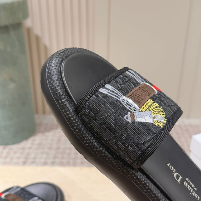 DIOR 26S SLIDE SANDALS IN BLACK MONOGRAM EMBROIDERED CANVAS