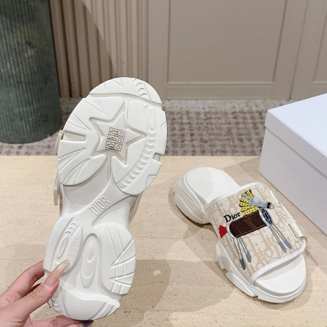 DIOR 26S DOUBLE STRAP SLIDE SANDALS IN BEIGE MONOGRAM CANVAS