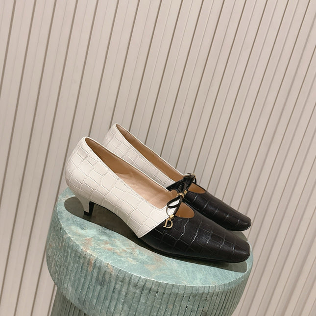 DIOR 26S MARY JANE 40MM IN BLACK AND WHITE CROCODILE EMBOSSED CALFSKIN KITTEN HEELS