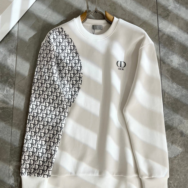 DIOR OBLIQUE CREWNECK SWEATSHIRTS IN WHITE AND BLACK