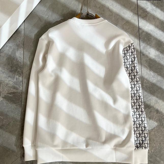 DIOR OBLIQUE CREWNECK SWEATSHIRTS IN WHITE AND BLACK