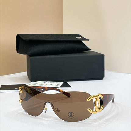 CHANEL 26S SHIELD FRAME IN ACETATE 413373