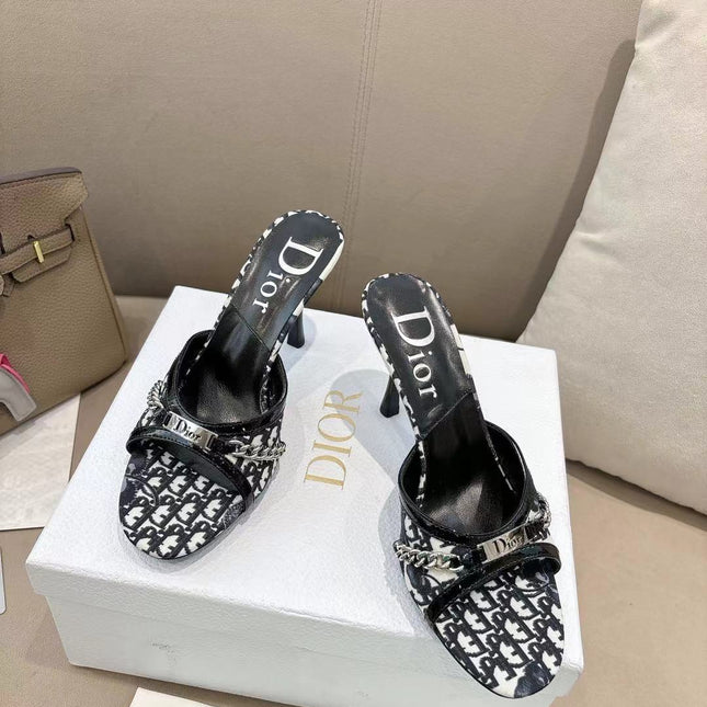 DIOR 26S KITTEN HEEL SLIDE SANDALS 85MM IN BLACK MONOGRAM CANVAS CALFSKIN CHAIN STRAP