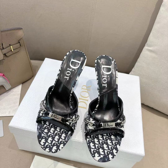 DIOR 26S KITTEN HEEL SLIDE SANDALS 85MM IN BLACK MONOGRAM CANVAS CALFSKIN CHAIN STRAP