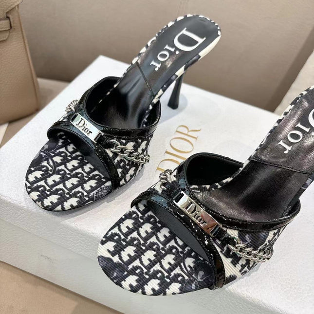 DIOR 26S KITTEN HEEL SLIDE SANDALS 85MM IN BLACK MONOGRAM CANVAS CALFSKIN CHAIN STRAP