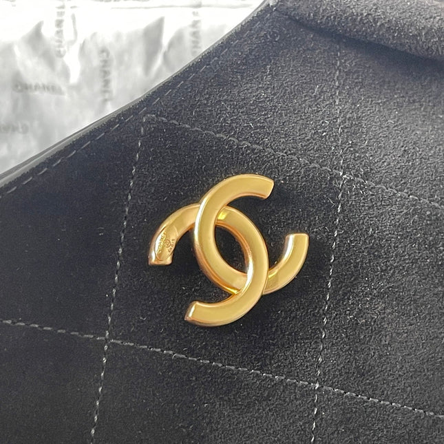CHANEL 25S HOBO BAG 33 IN BLACK SUEDE GOLD HARDWARE