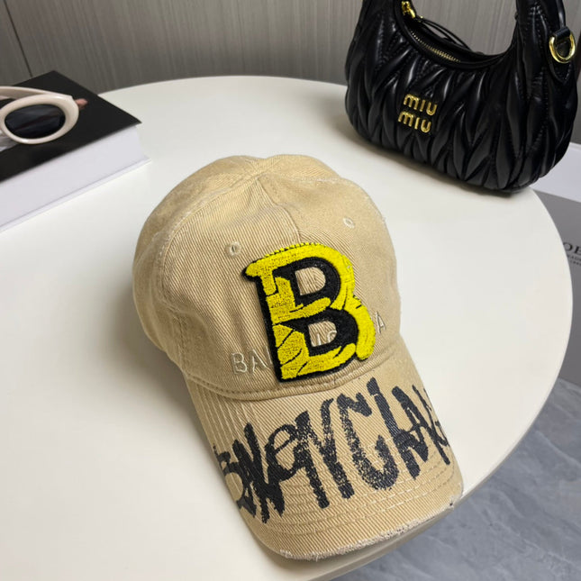 EMBROIDERED BASEBALL CAP IN BEIGE CANVAS