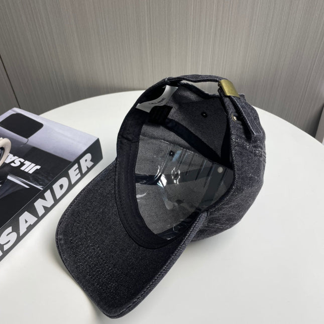 CELINE 26S BASEBALL CAP STYLE 72