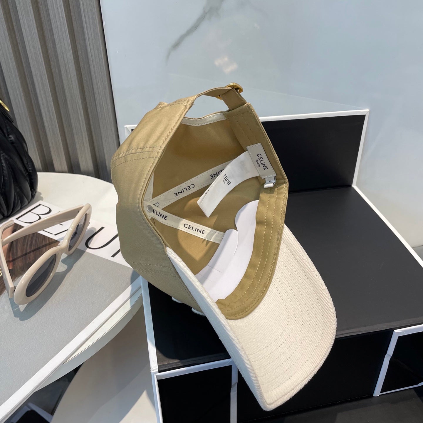 BASEBALL CAP MODEL 652407 IN OLIVE GREEN AND WHITE FABRIC