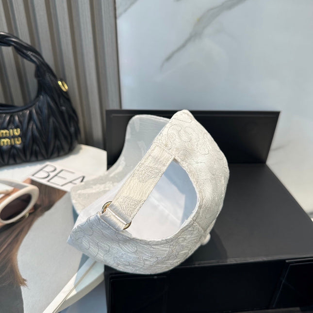 MIUMIU BASEBALL CAP STYLE 32