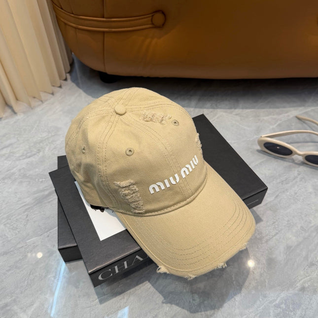MIUMIU 26S CRYSTAL BASEBALL CAP 345238