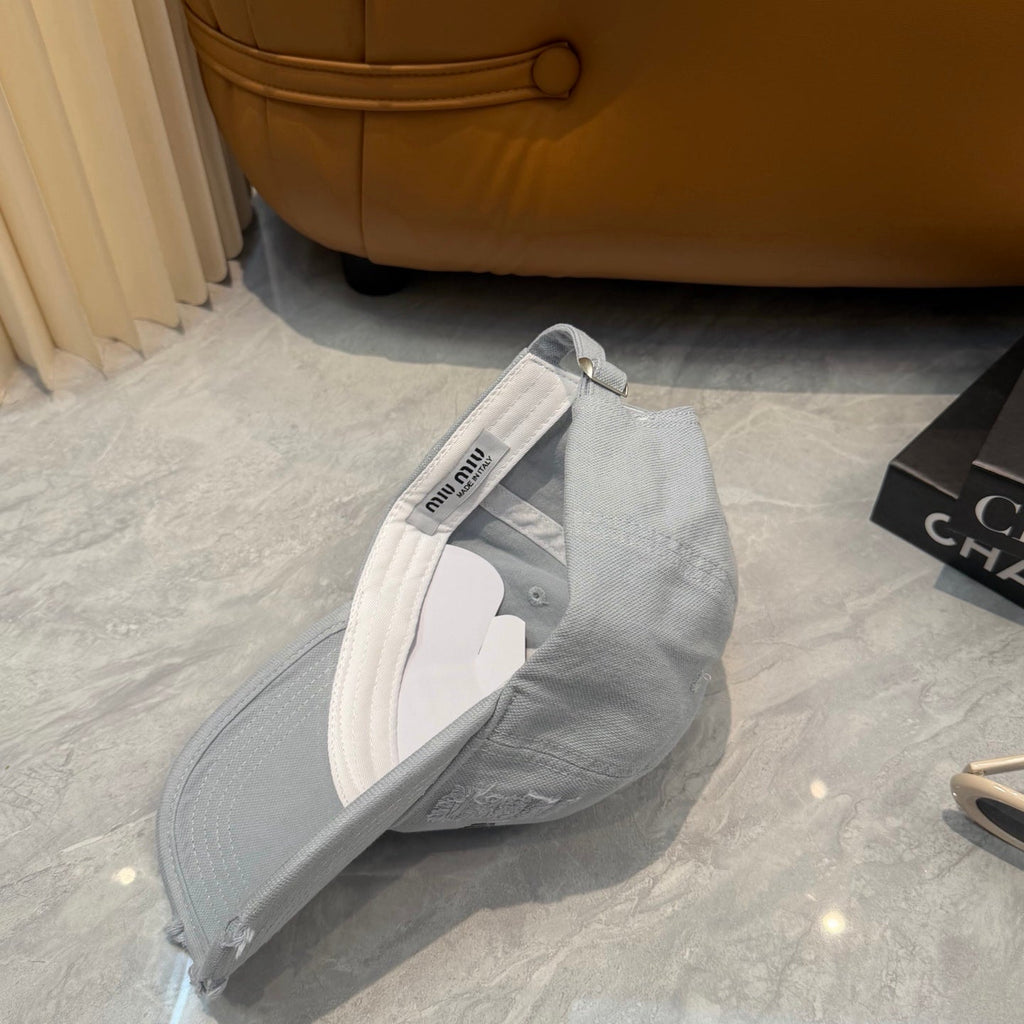 MIUMIU 26S CRYSTAL BASEBALL CAP 345239