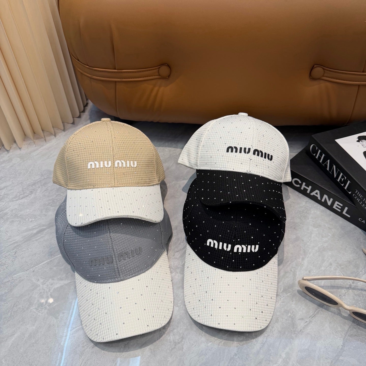 MIUMIU 26S CRYSTAL BASEBALL CAP 345271