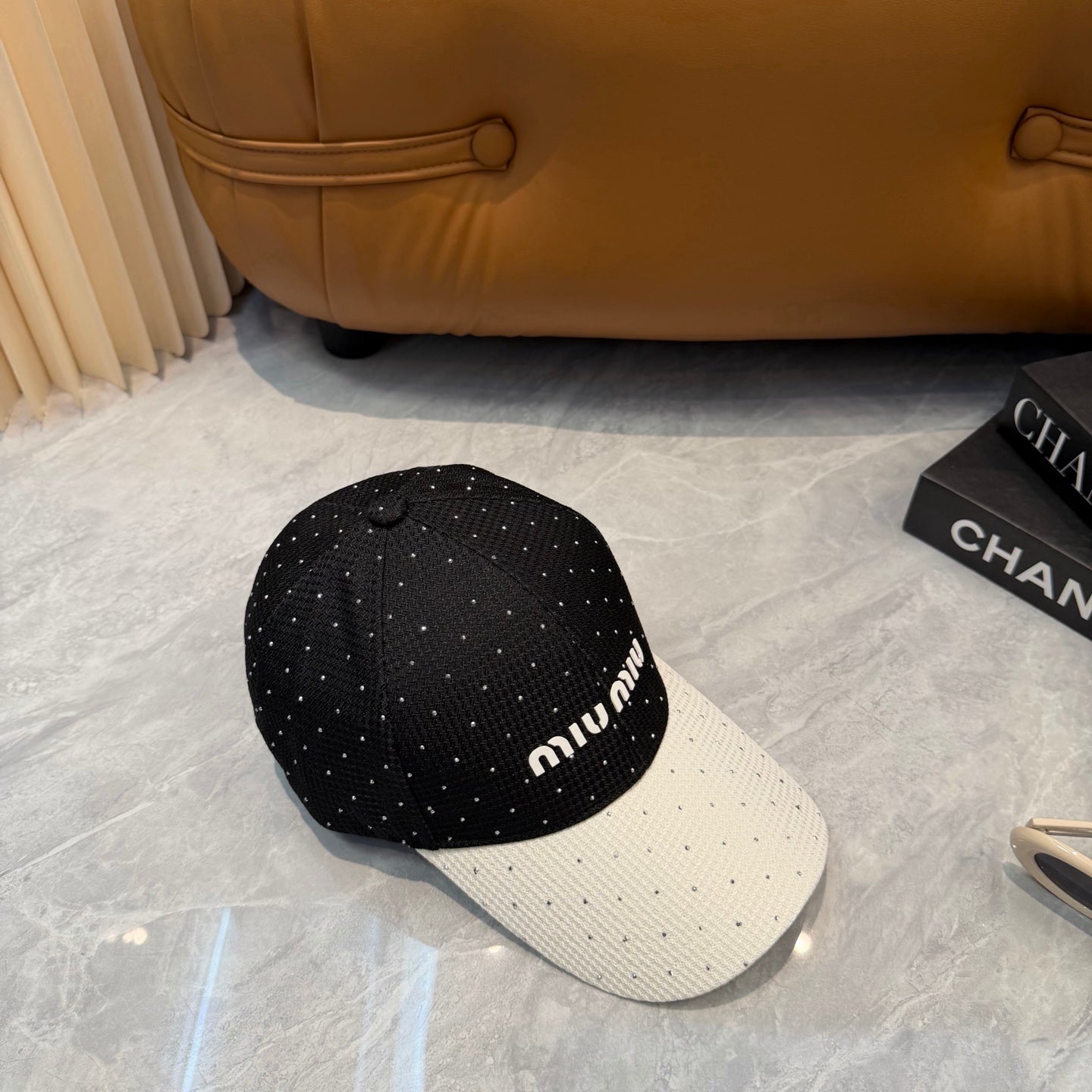 MIUMIU 26S CRYSTAL BASEBALL CAP 345272