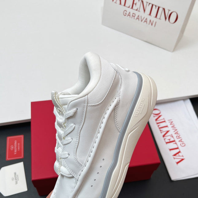 VALENTINO 25S RUNBOOT SNEAKERS IN WHITE LAMBSKIN