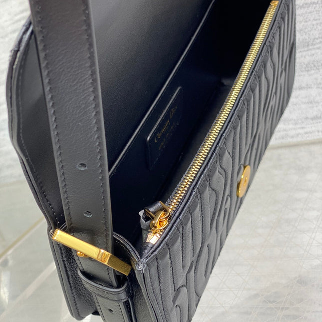 FLAP BAG 18 BLACK QUILTED ALLOVER CALFSKIN