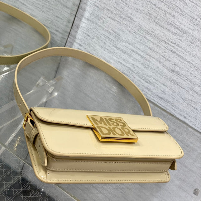 FLAP BAG 18 IN WHEAT TAN PATENT CALFSKIN