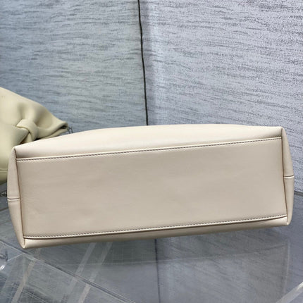 DIOR 26S BOW BAG 30 IN WHITE LAMBSKIN