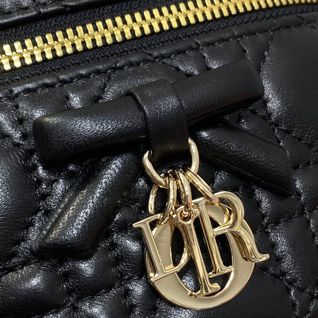 DIOR 26S MINI VANITY 17 IN BLACK LAMBSKIN