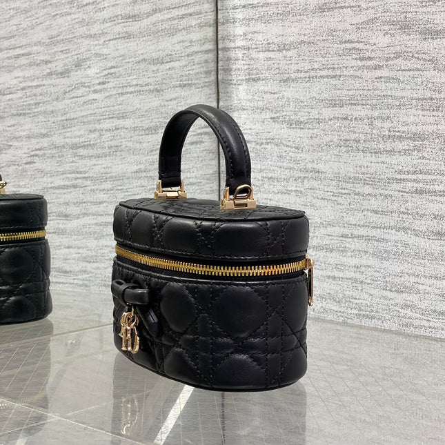 DIOR 26S MINI VANITY 17 IN BLACK LAMBSKIN