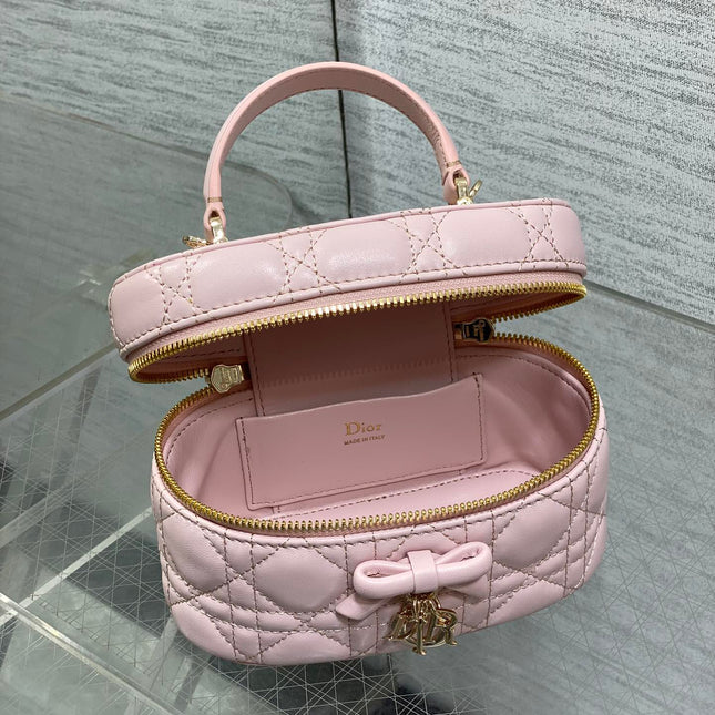 DIOR 26S MINI VANITY 17 IN LIGHT PINK LAMBSKIN