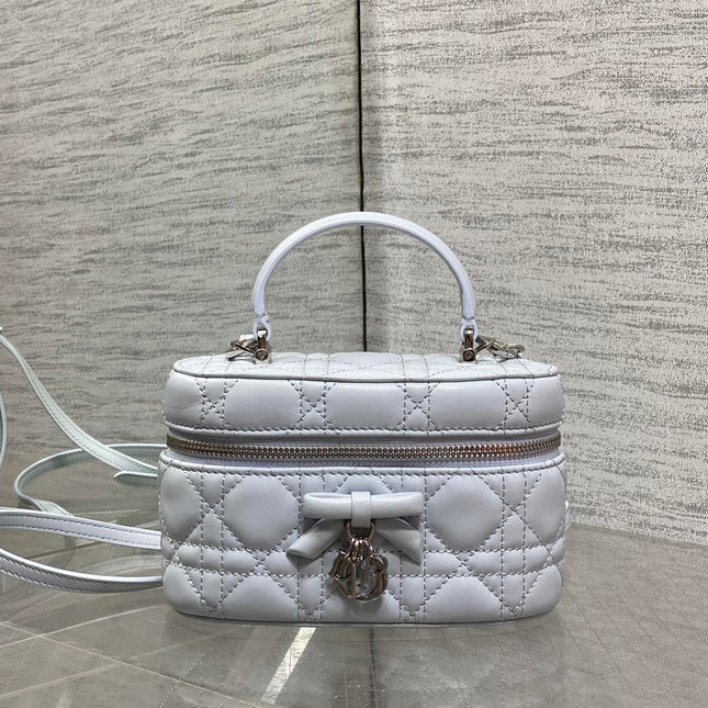 DIOR 26S MINI VANITY 17 IN LIGHT GREY LAMBSKIN